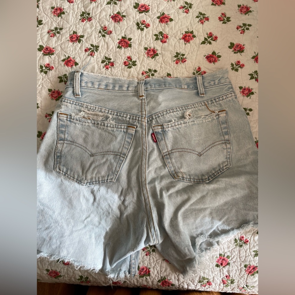 Levi cutoffs